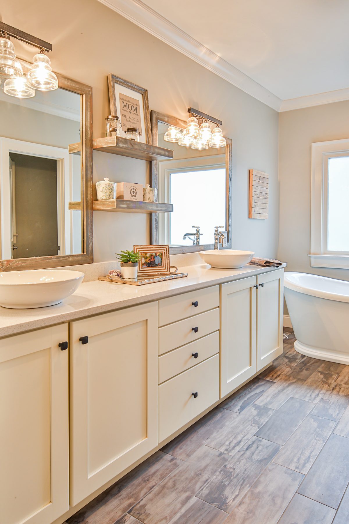 Master Bath Vanity Wall
